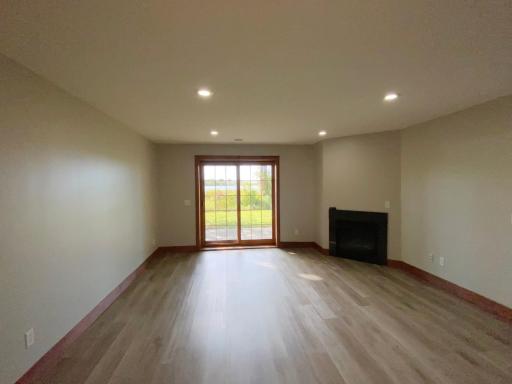 11405 W Laketowne Drive, Albertville, MN 55301