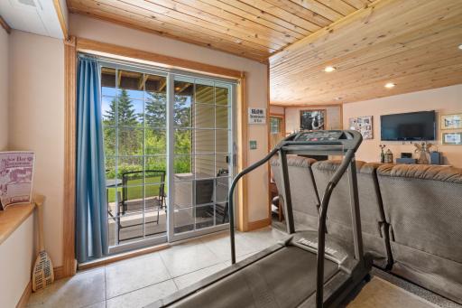 3753 Keene Creek Lane, Duluth, MN 55811
