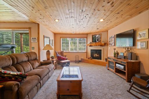 3753 Keene Creek Lane, Duluth, MN 55811