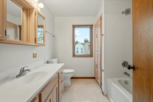 6618 Humboldt Avenue S, Richfield, MN 55423