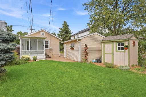 1264 Hoyt Avenue W, Saint Paul, MN 55108