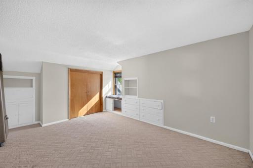 4858 6th Street NE, Columbia Heights, MN 55421