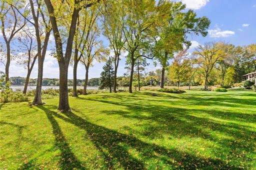 1299 Black Oaks Court N, 1A, Plymouth, MN 55447