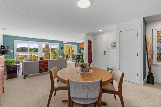 1299 Black Oaks Court N, 1A, Plymouth, MN 55447