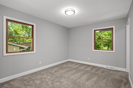 11004 Oak Knoll Terrace, Minnetonka, MN 55305