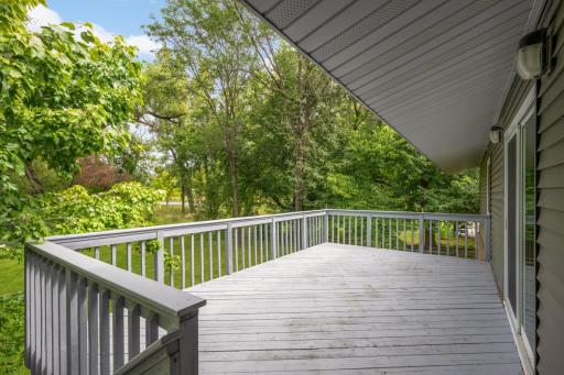 11004 Oak Knoll Terrace, Minnetonka, MN 55305