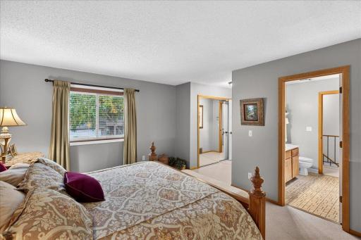 5424 Sanibel Drive, Minnetonka, MN 55343