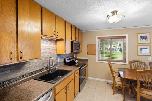 5424 Sanibel Drive, Minnetonka, MN 55343
