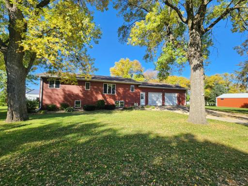 120 S Buckingham Street, Hardwick, MN 56134