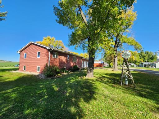 120 S Buckingham Street, Hardwick, MN 56134