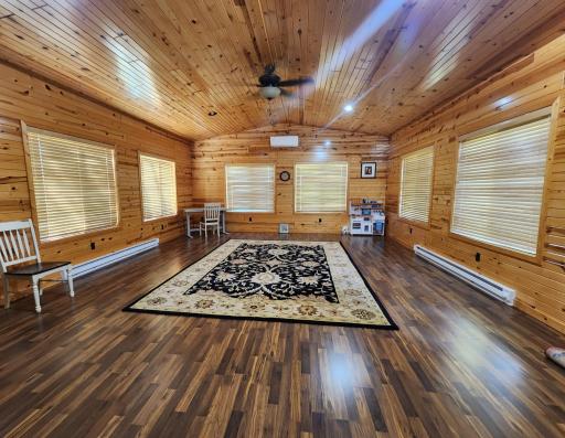 120 S Buckingham Street, Hardwick, MN 56134