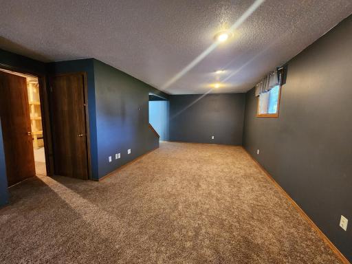 120 S Buckingham Street, Hardwick, MN 56134