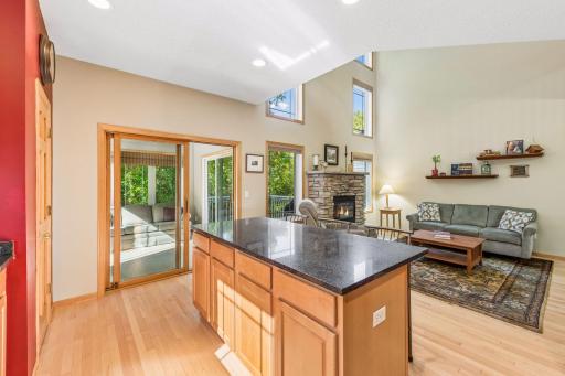 9780 Cupola Lane, Eden Prairie, MN 55347