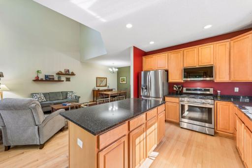 9780 Cupola Lane, Eden Prairie, MN 55347