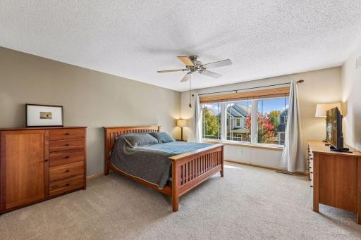 9780 Cupola Lane, Eden Prairie, MN 55347