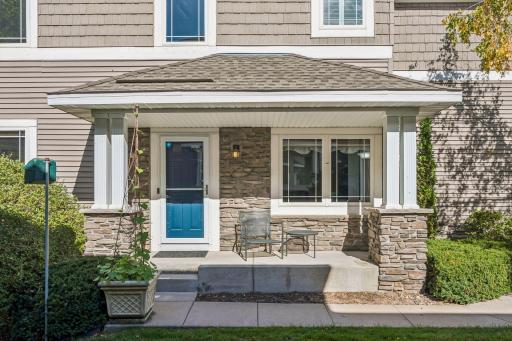 9780 Cupola Lane, Eden Prairie, MN 55347