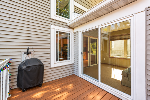9780 Cupola Lane, Eden Prairie, MN 55347
