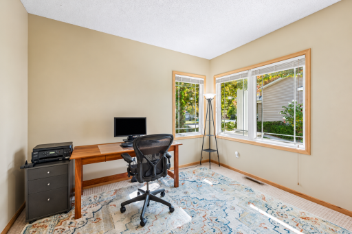 9780 Cupola Lane, Eden Prairie, MN 55347