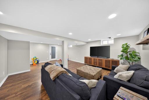 503 1st Avenue NE, Kasson, MN 55944