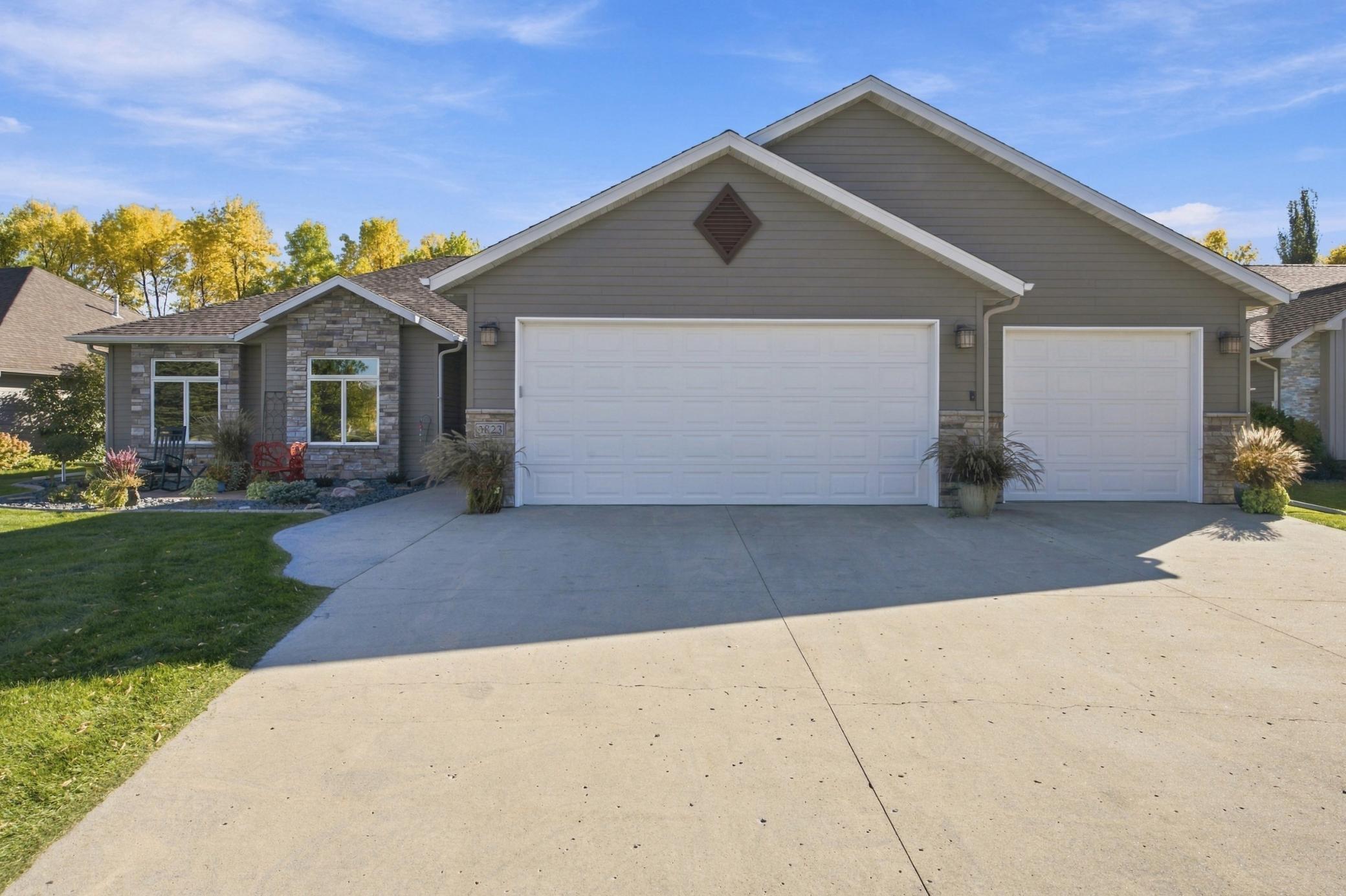 Three-Stall Oversized Garage