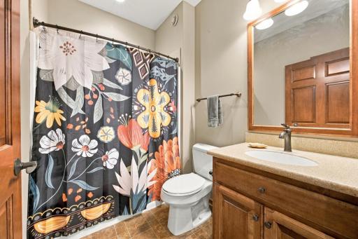 3823 43rd Avenue S, Moorhead, MN 56560