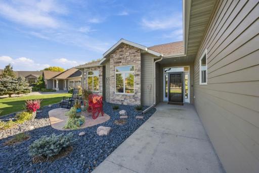 3823 43rd Avenue S, Moorhead, MN 56560