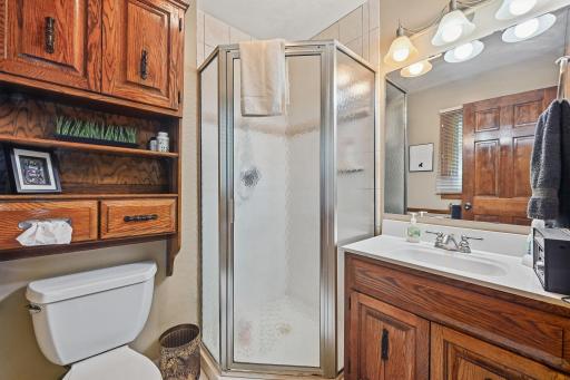 18731 Maple Leaf Drive, Eden Prairie, MN 55346
