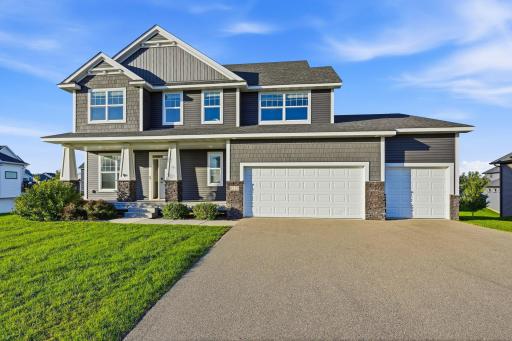 8212 198th Street W, Lakeville, MN 55044