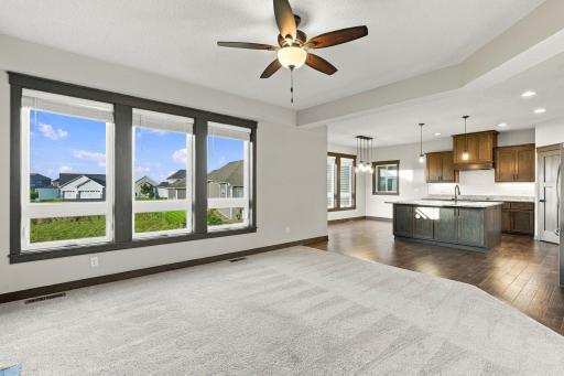 8212 198th Street W, Lakeville, MN 55044
