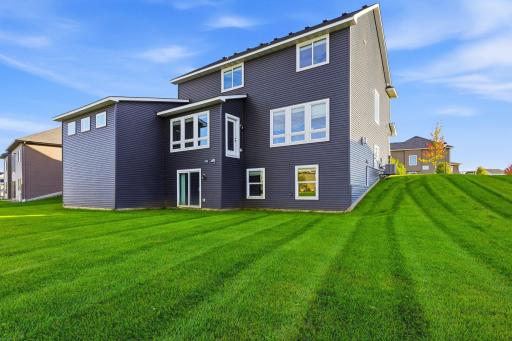 8212 198th Street W, Lakeville, MN 55044