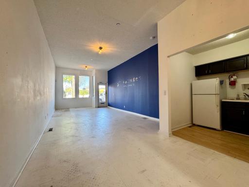 1050 Selby Avenue, Saint Paul, MN 55104