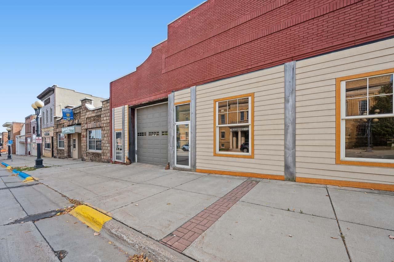321 W Lake St (2).jpg