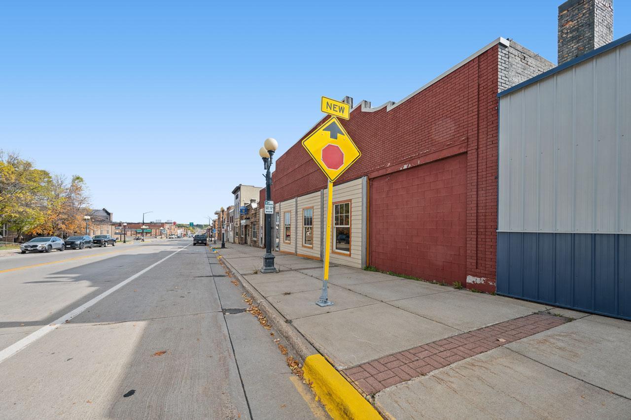 321 W Lake St (3).jpg