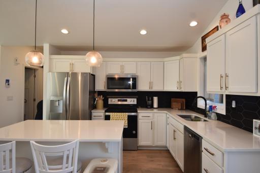 2587 72nd Avenue S, Fargo, ND 58104