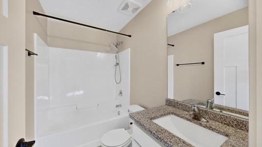 5237 Harvest Square Place NW, Rochester, MN 55901