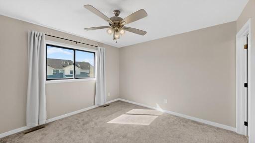 5237 Harvest Square Place NW, Rochester, MN 55901