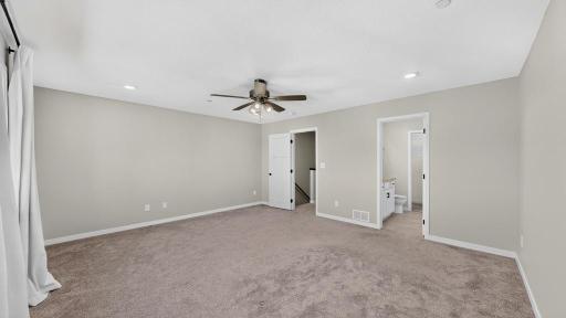 5237 Harvest Square Place NW, Rochester, MN 55901