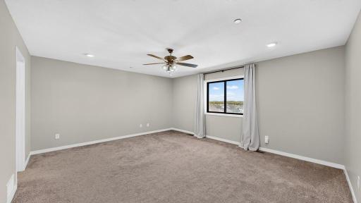 5237 Harvest Square Place NW, Rochester, MN 55901