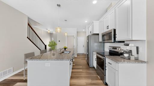 5237 Harvest Square Place NW, Rochester, MN 55901