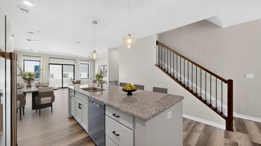 5237 Harvest Square Place NW, Rochester, MN 55901
