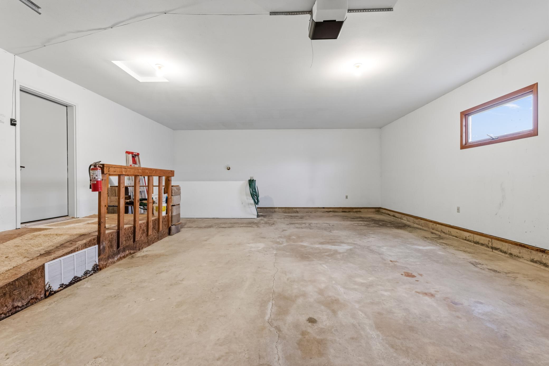 11619 Plitzuweit Rd Caledonia MN (22).jpg