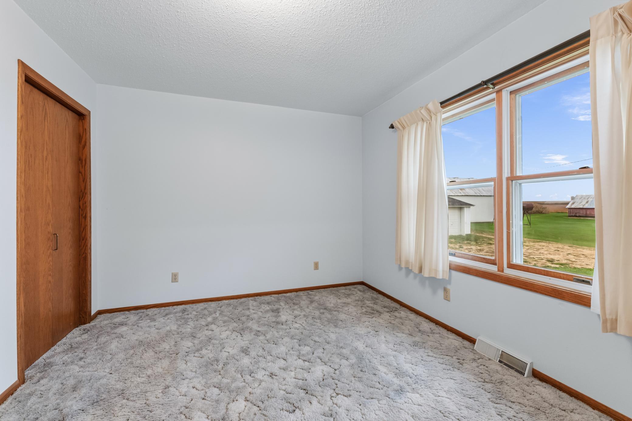 11619 Plitzuweit Rd Caledonia MN (11).jpg