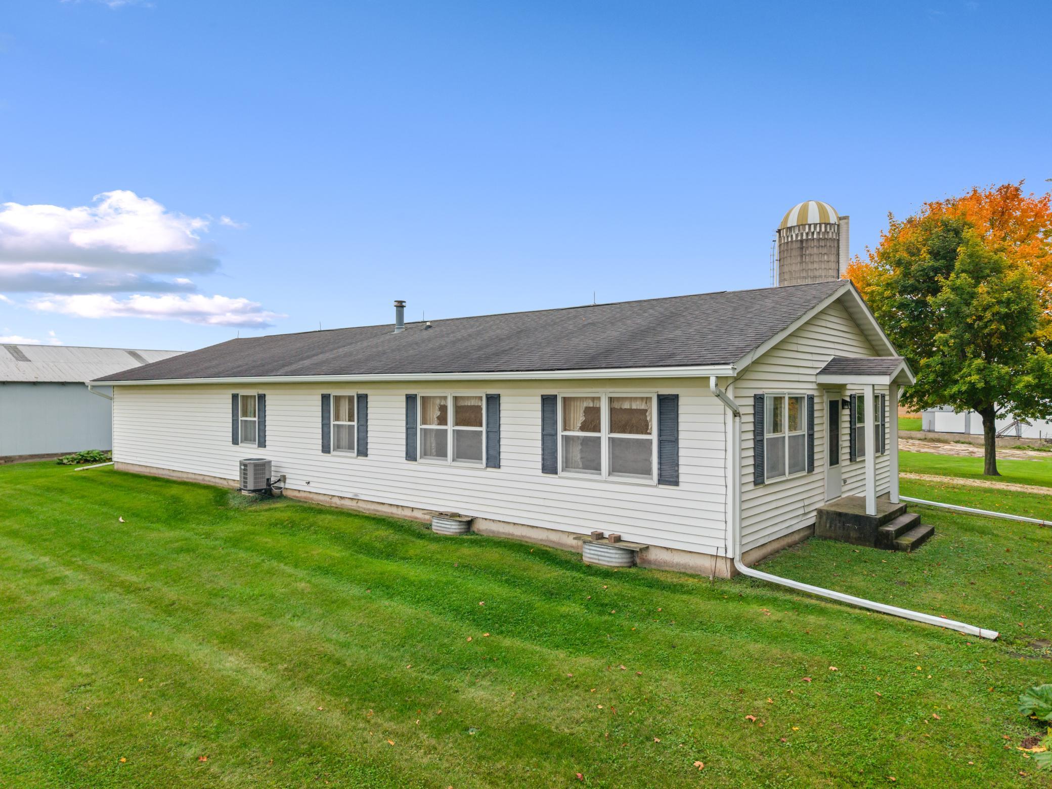 11619 Plitzuweit Rd Caledonia MN (29).jpg