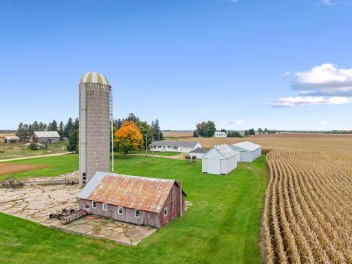 11619 Plitzuweit Rd Caledonia MN (34).jpg