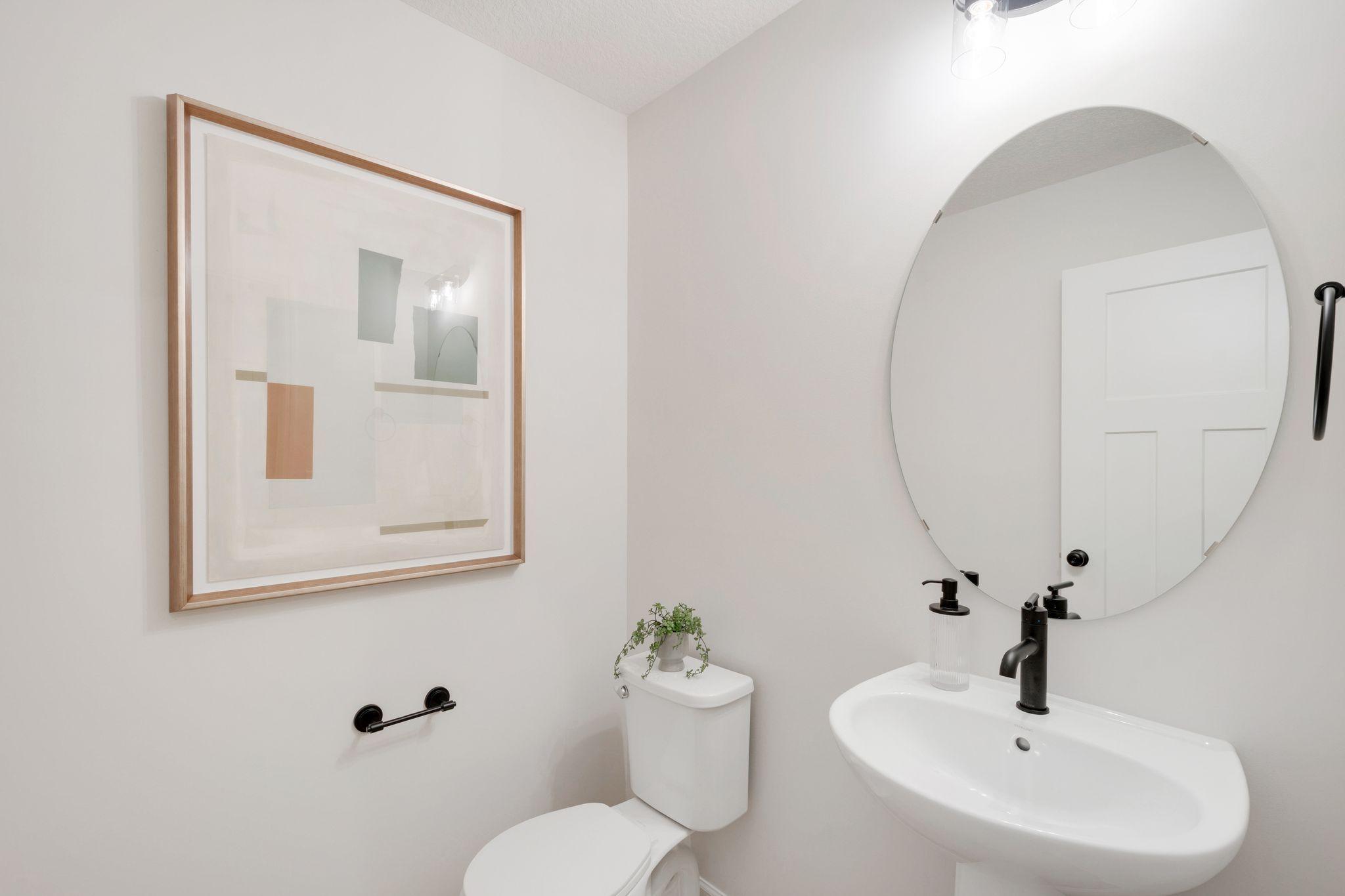 [L001-Z038]PowderBathroom.1.jpg