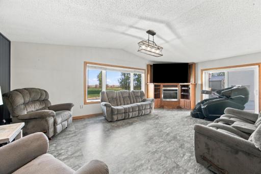 16405 18th Street SE, Gardner, ND 58036