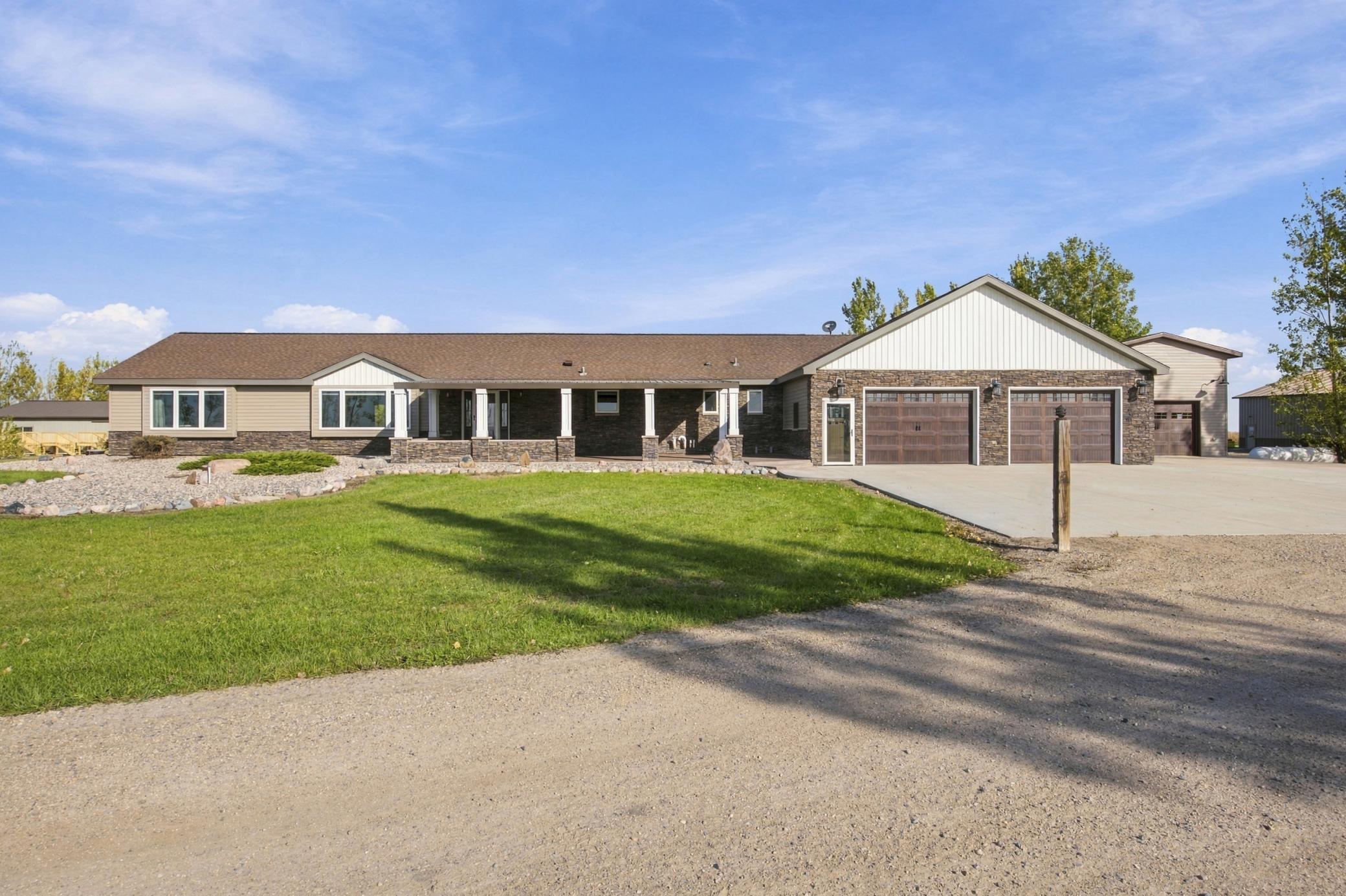 Property photo for 16405 18th Street SE, Gardner, ND 58036