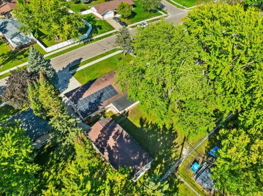 1086 Lowell Drive, Apple Valley, MN 55124