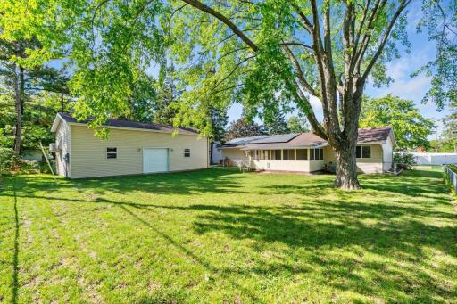 1086 Lowell Drive, Apple Valley, MN 55124