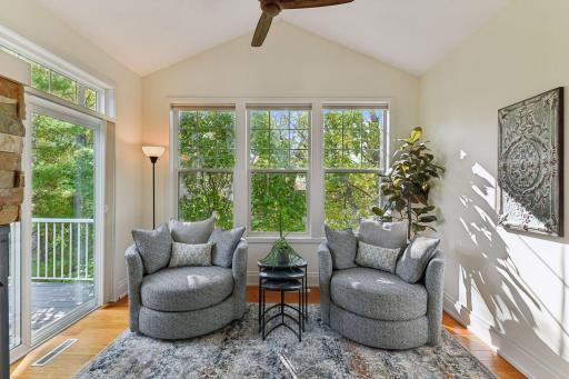 Cozy vaulted Sunroom surrounded with windows